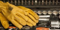 gloves-gd56a8a25b_1920